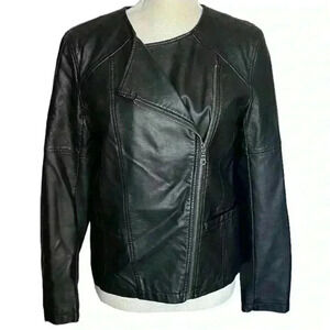 Gap Moto Jacket in Faux Leather Black Size Small EUC